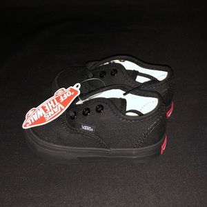 Black Low Top Infant Vans
